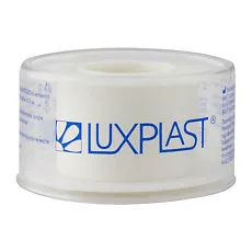 Luxplast Пластырь фиксирующий нетканный, 2,5см х 5м, белого цвета, 1 шт.